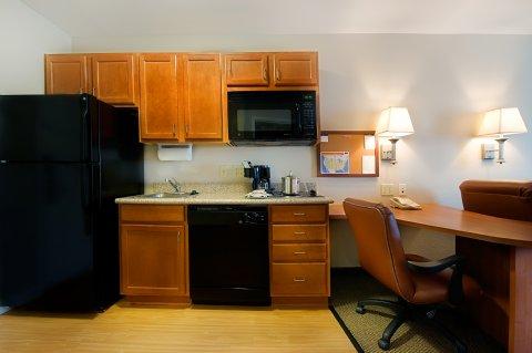 Candlewood Suites Wichita Falls At Maurine Street By Ihg Екстериор снимка