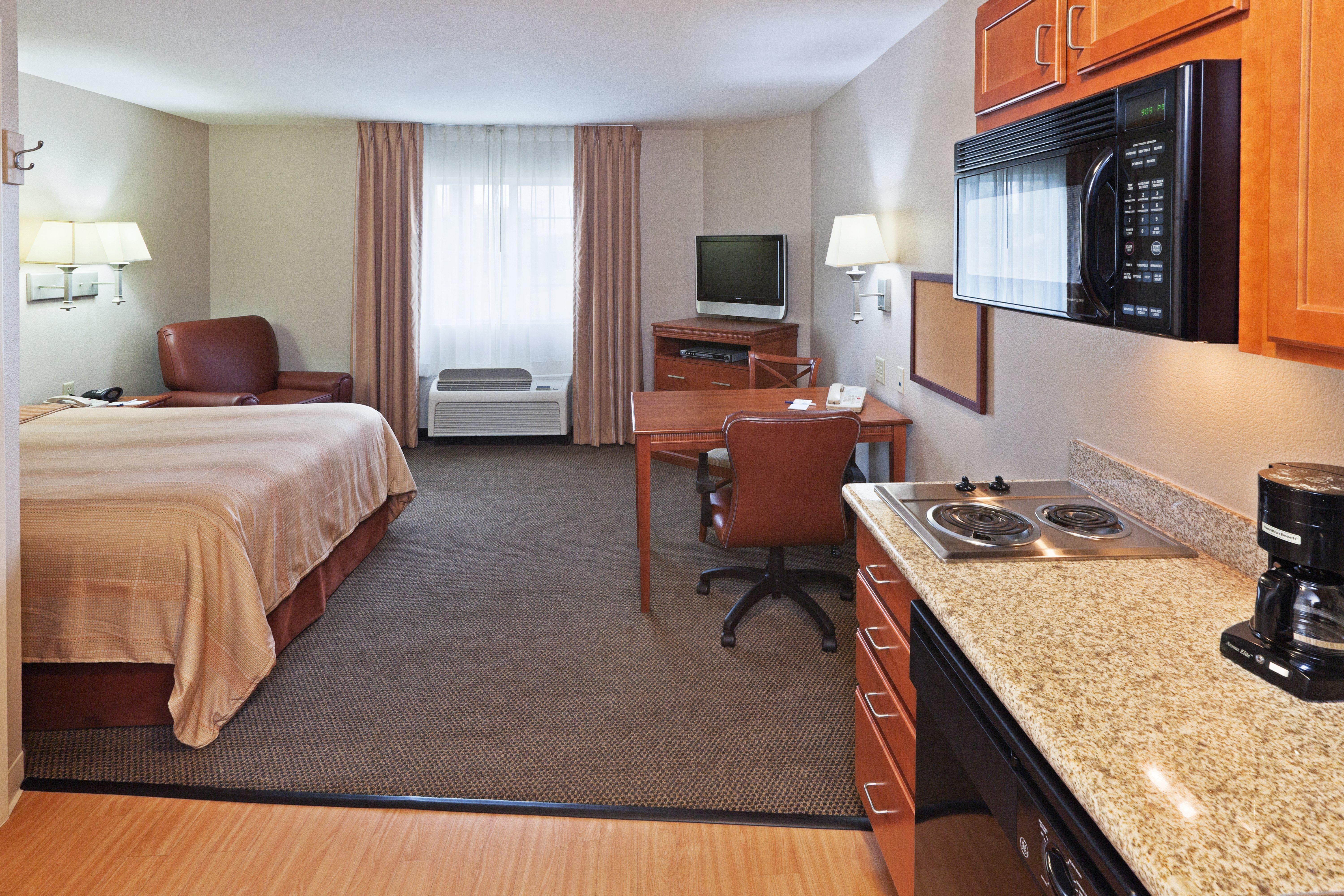 Candlewood Suites Wichita Falls At Maurine Street By Ihg Екстериор снимка