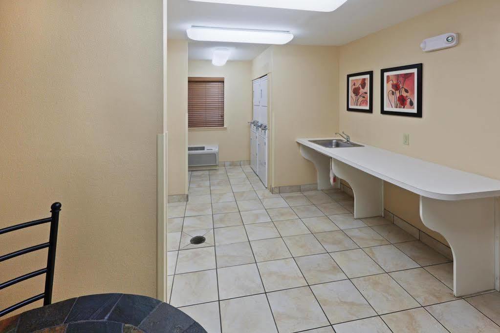 Candlewood Suites Wichita Falls At Maurine Street By Ihg Екстериор снимка